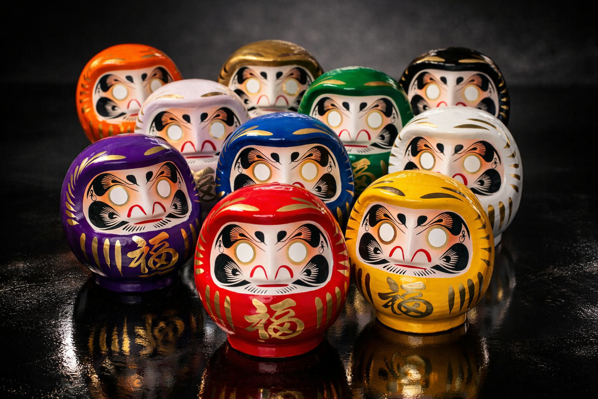 色とりどりのだるま